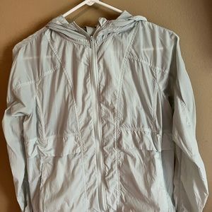 Size 2 Lululemon windbreaker